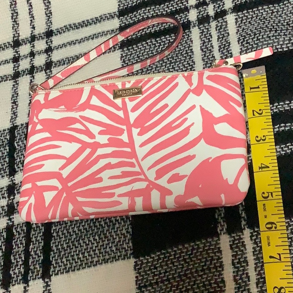 🔴 Kate spade pink & white tropical print wristlet - Picture 12 of 14
